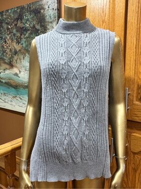 Michael Stars Light Gray Sleeveless Turtleneck Cable Knit Sweater